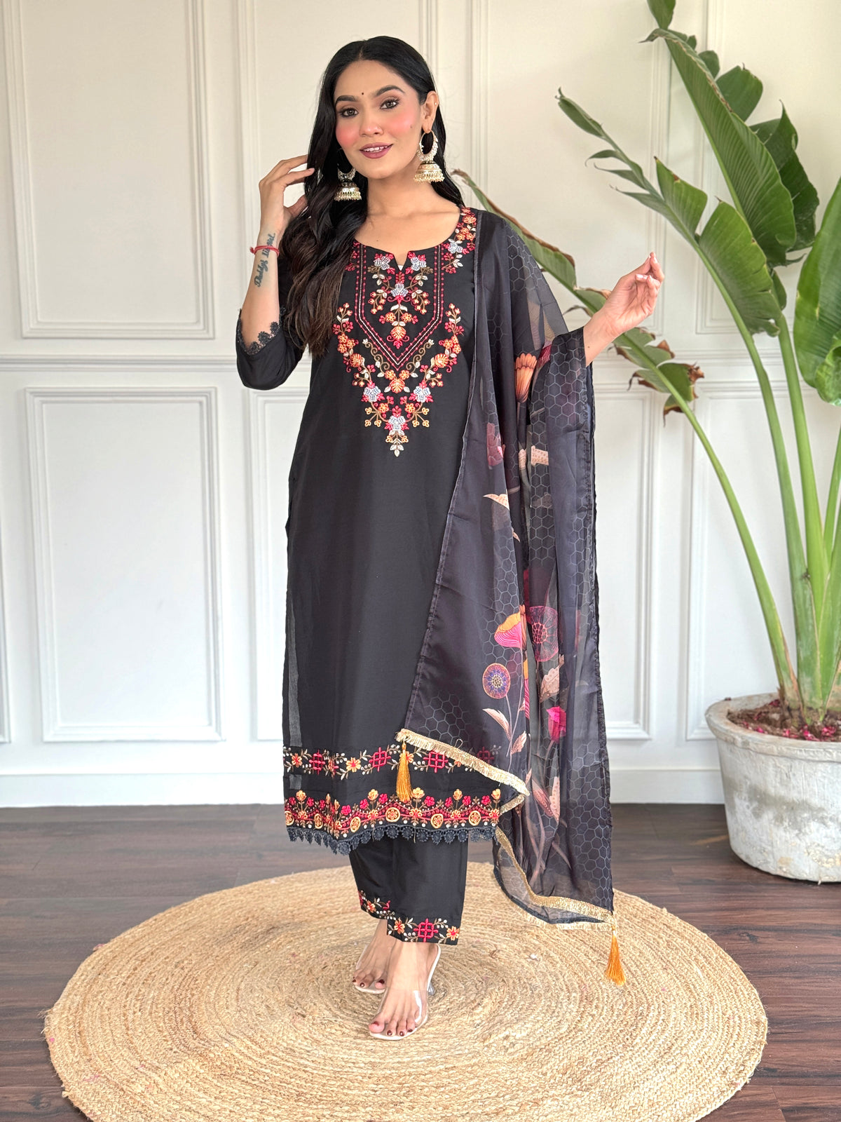 Women’s Black Embroidered Chanderi Silk Kurta Set with Jacquard Butti Dupatta