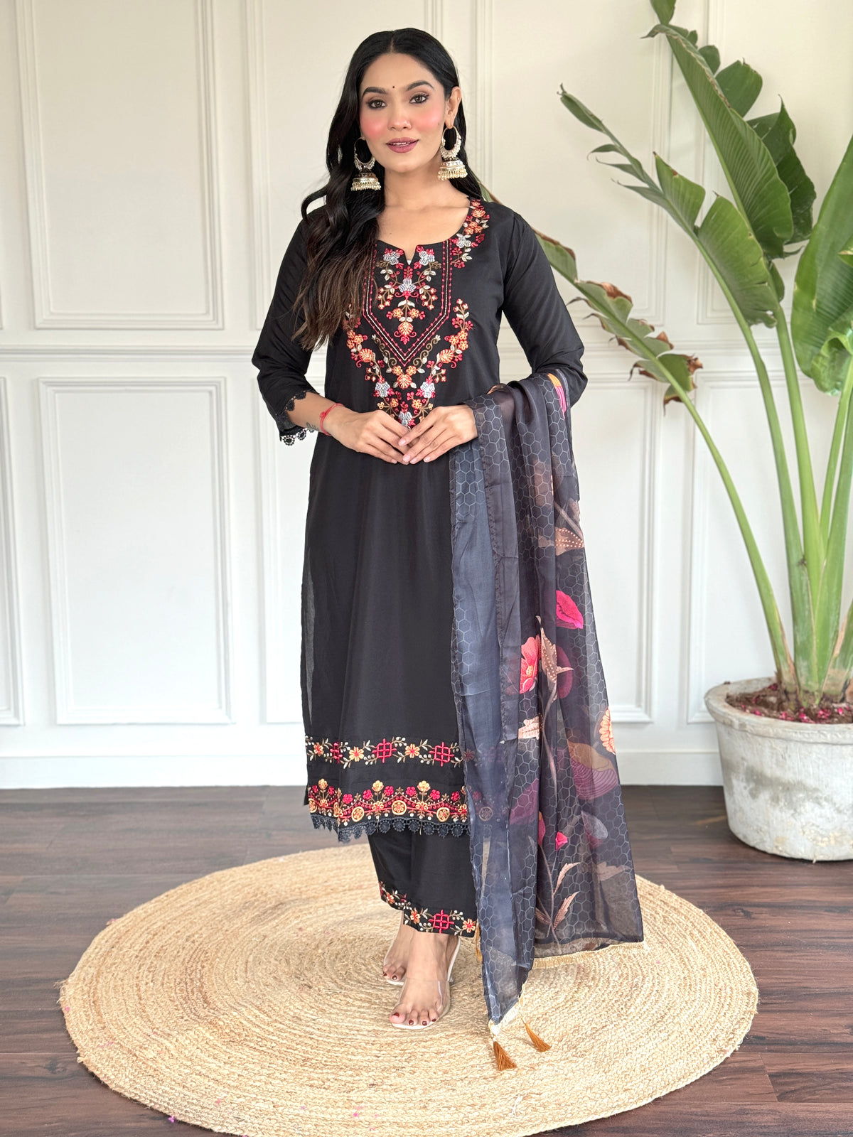 Women’s Black Embroidered Chanderi Silk Kurta Set with Jacquard Butti Dupatta