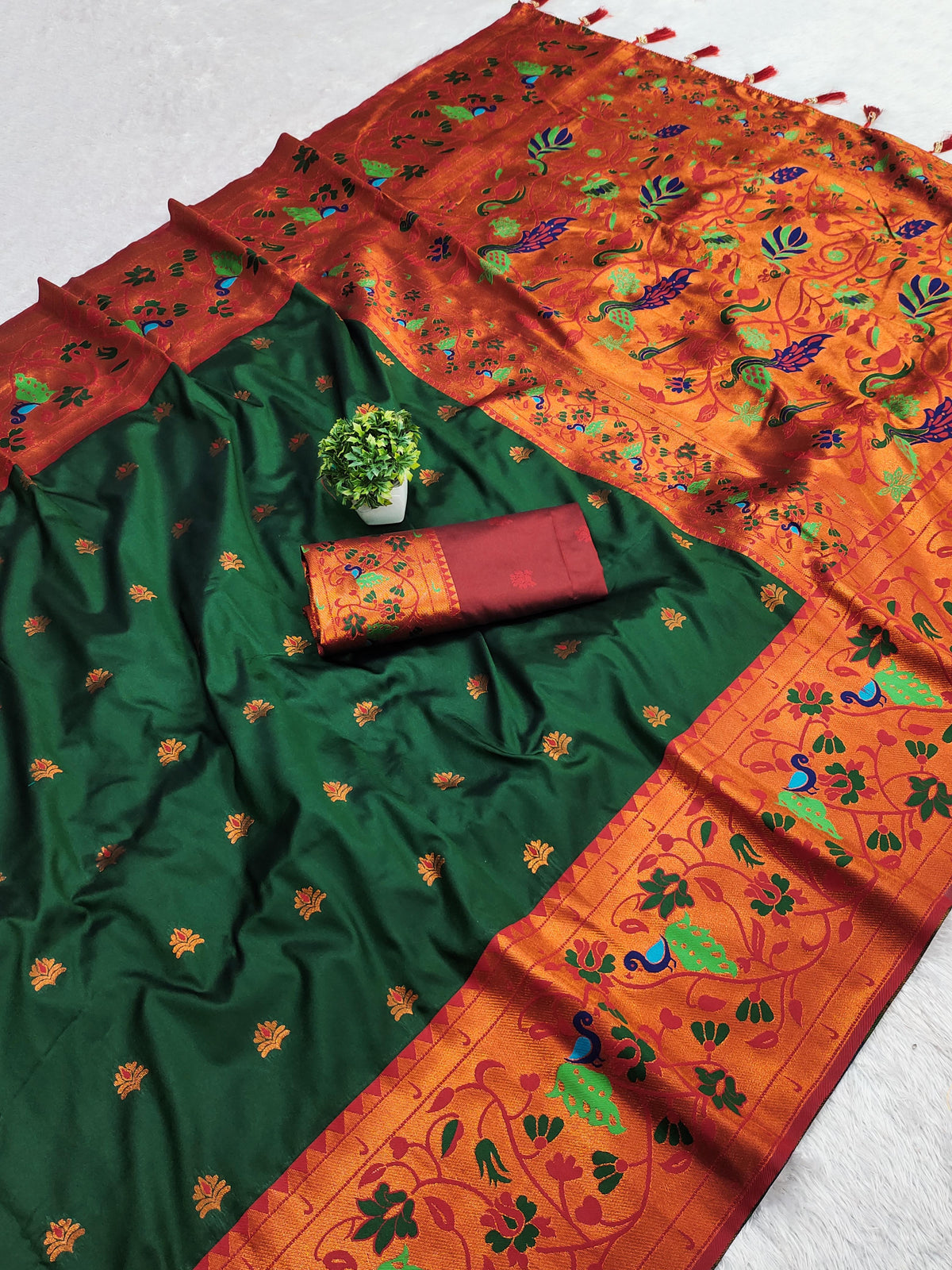 Graceful Green-Pink Soft Pethani Silk Saree with Rich Meenakari Weaving Saree For Women