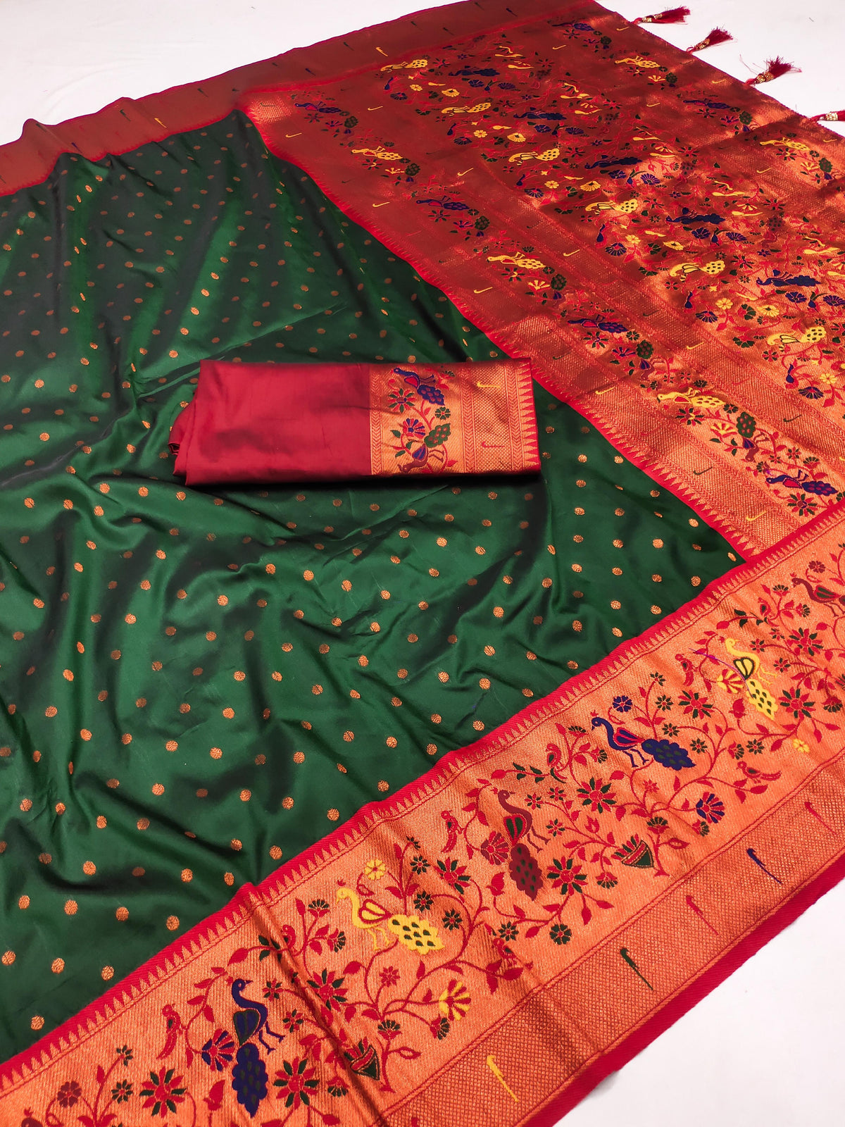 Elegant Green Paithani Silk Saree For Women