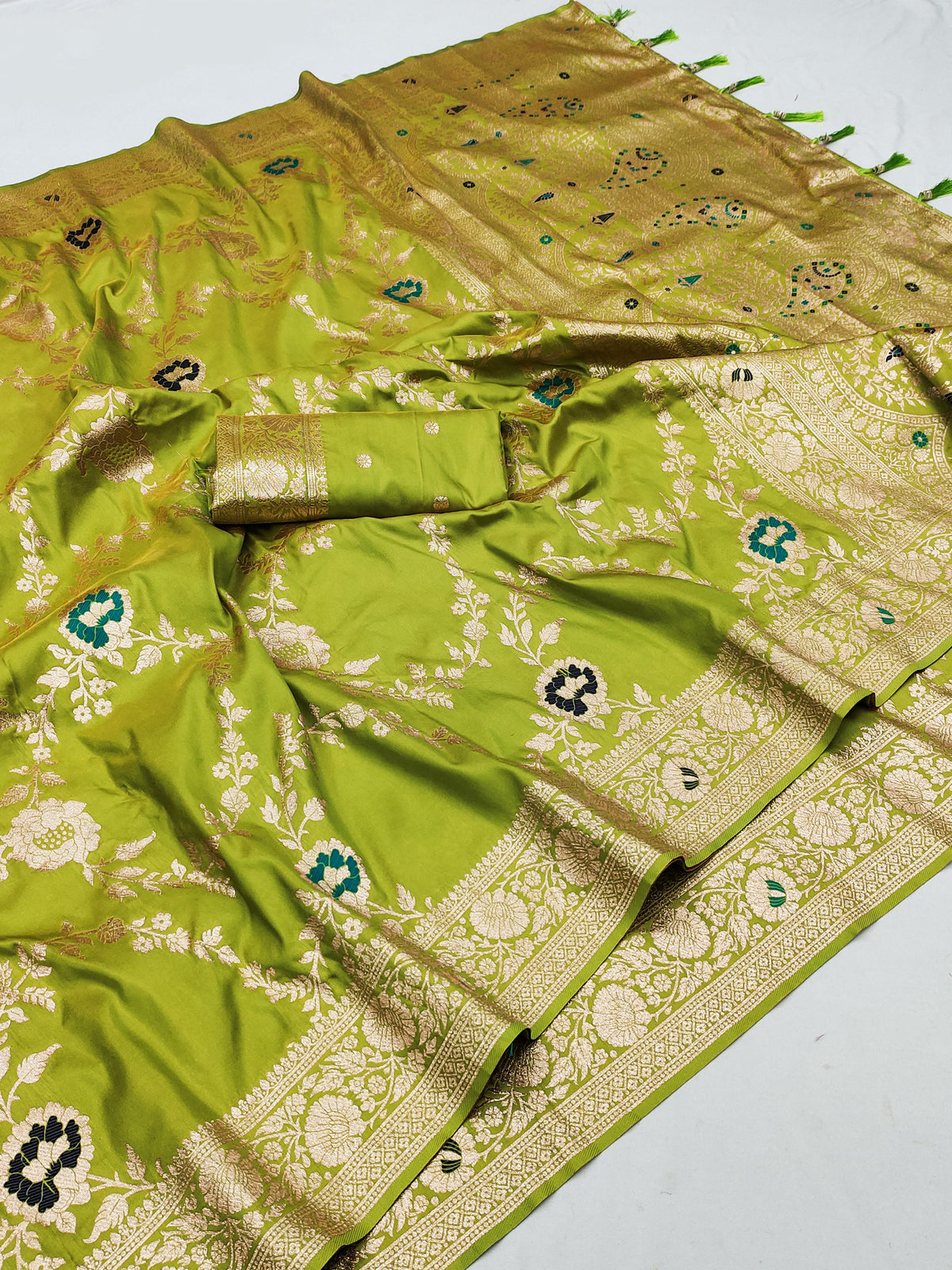 Exquisite Parrot Green Banarasi Soft Silk with Golden Zari and Weaving Saree
