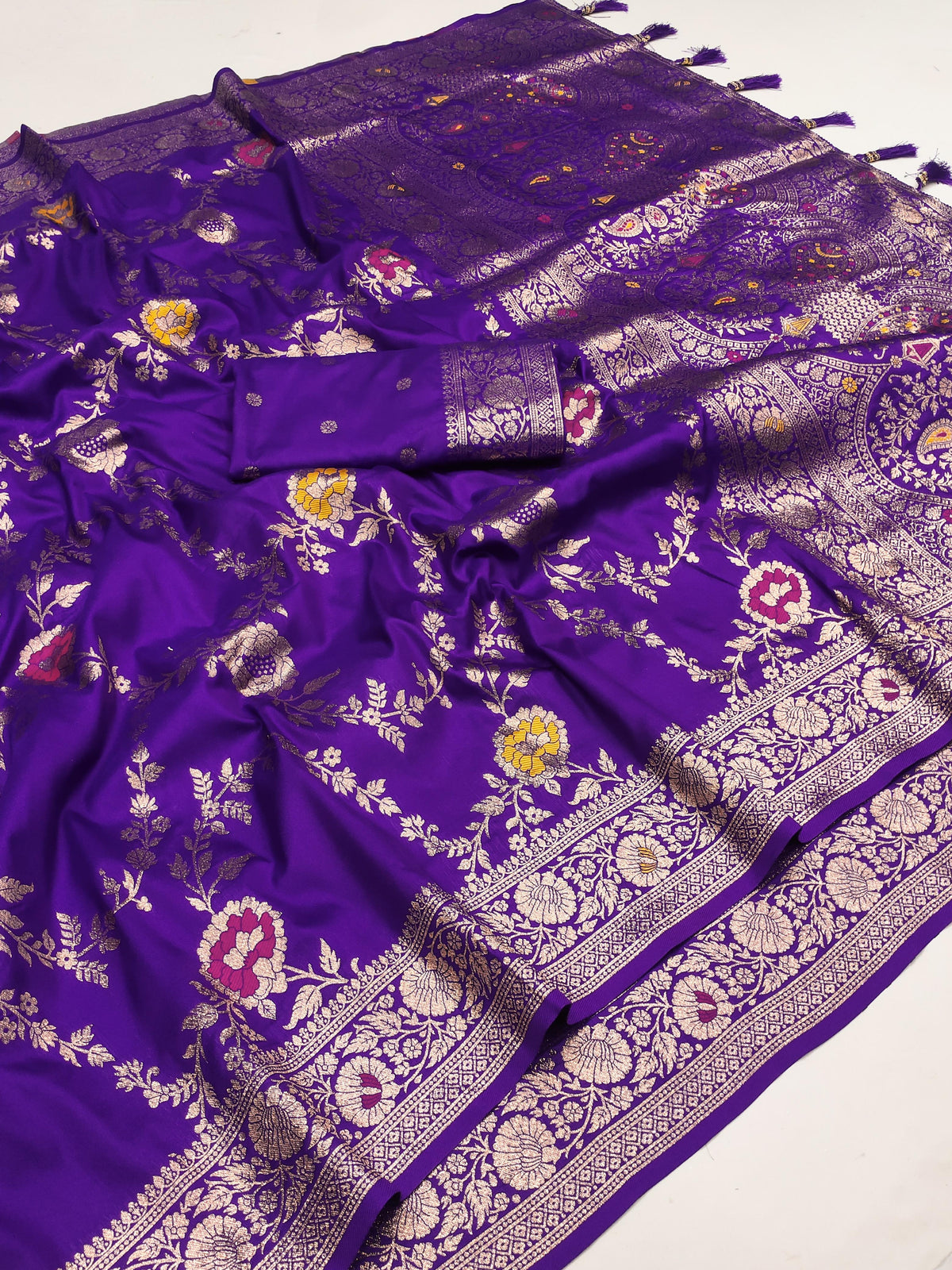 royal purple Banarasi soft silk saree, featuring golden zari weaving saree